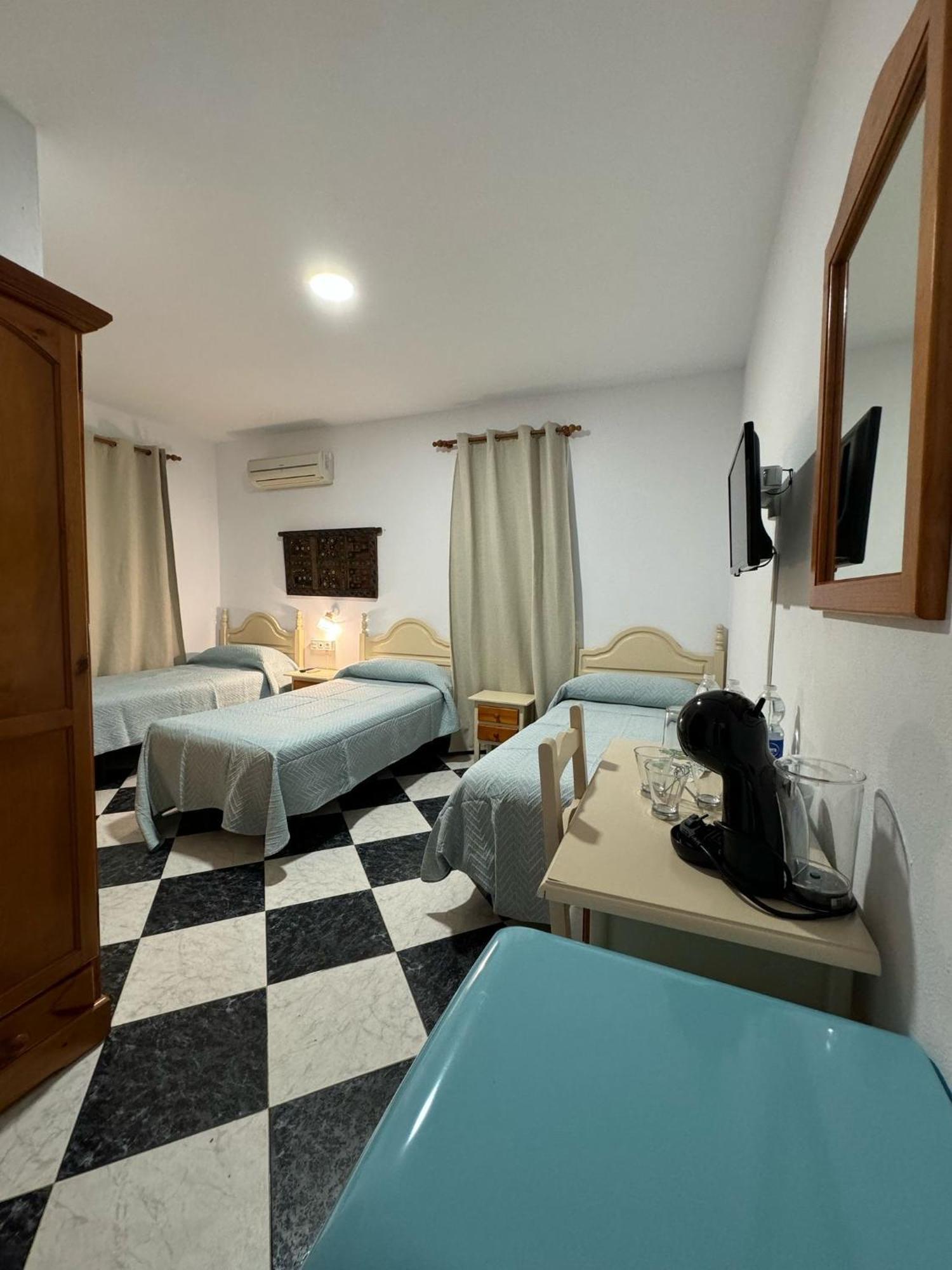 Hostal Del Faro Conil De La Frontera Ngoại thất bức ảnh