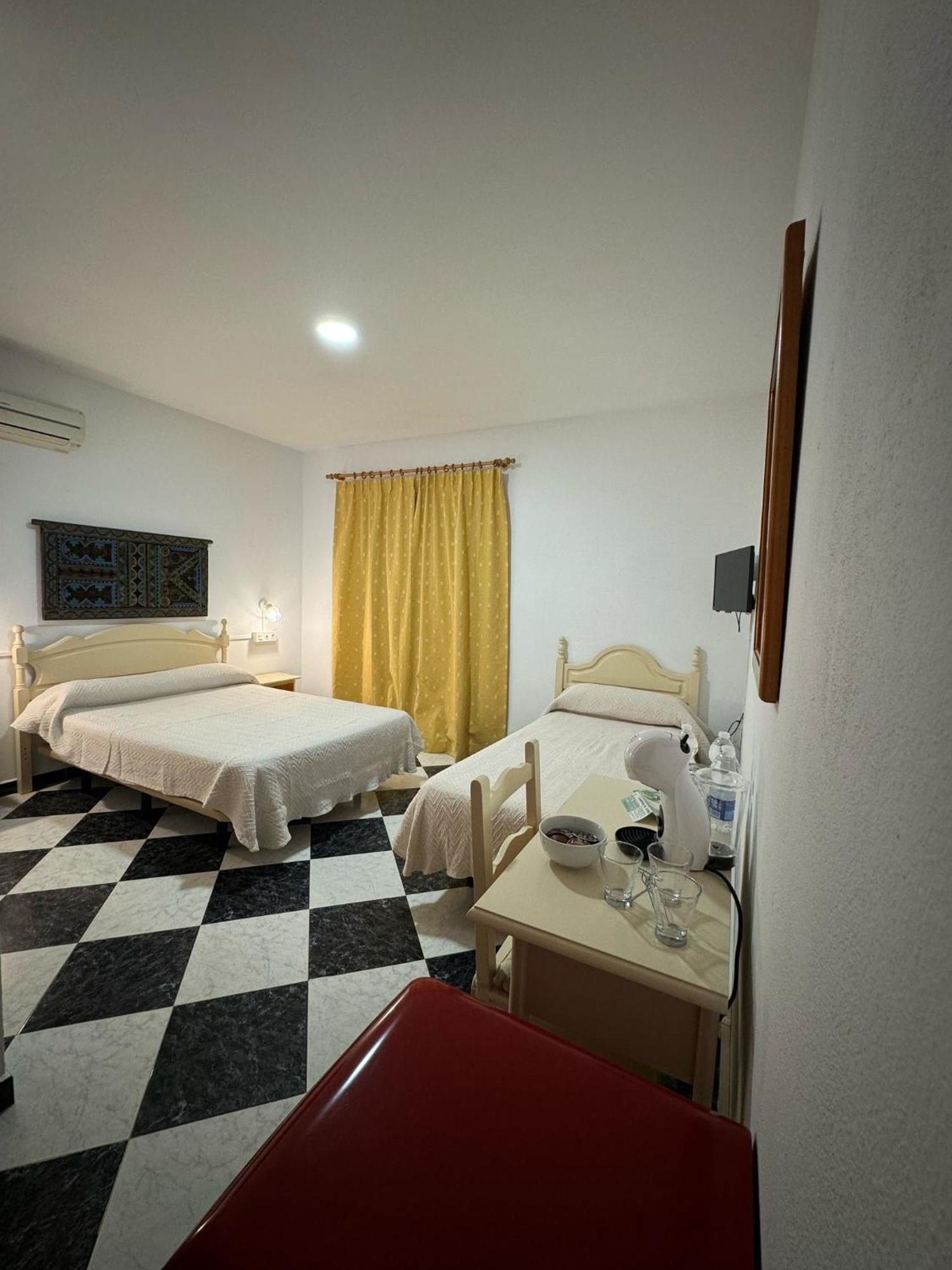 Hostal Del Faro Conil De La Frontera Ngoại thất bức ảnh
